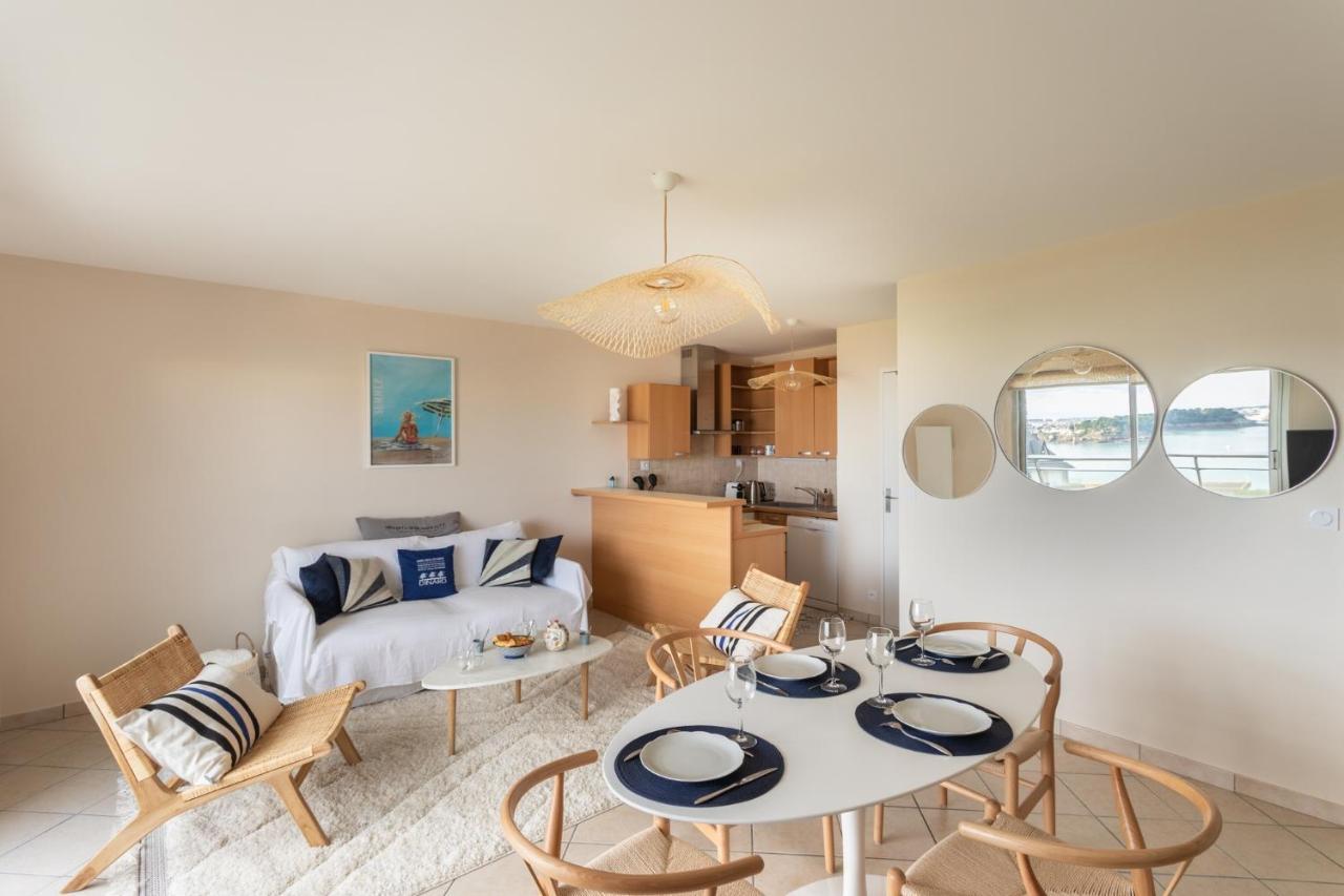 Heol - Appartement 2 Chambres - Vue Mer Et Parking Dinard Eksteriør billede